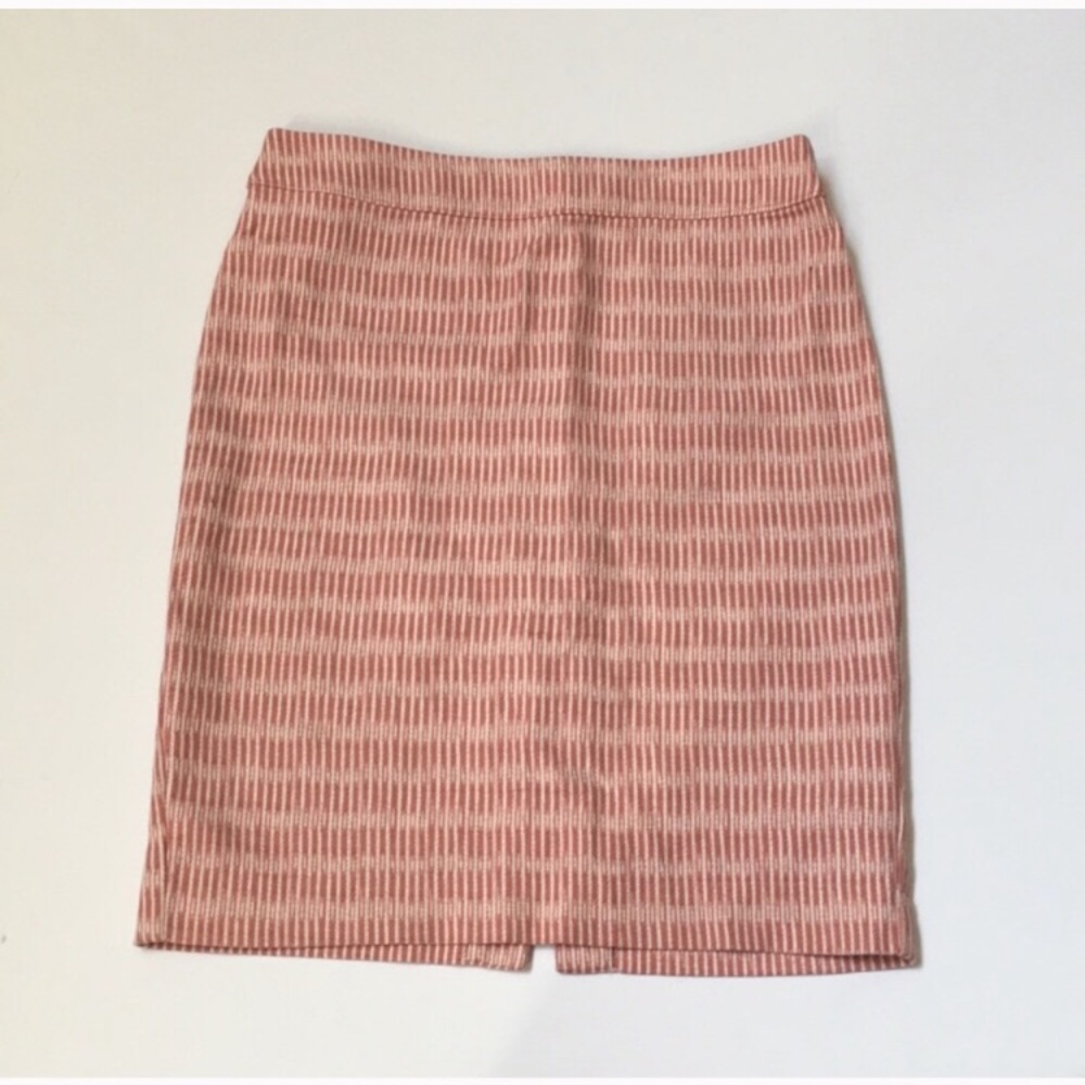 LOFT blush and cream cotton pencil skirt